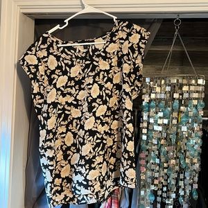 Express flutter sleeve blouse. New without tags.